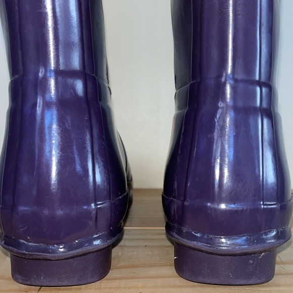 Hunter Rubber Knee-High Tall Gloss Rain Boots - Picture 11 of 15